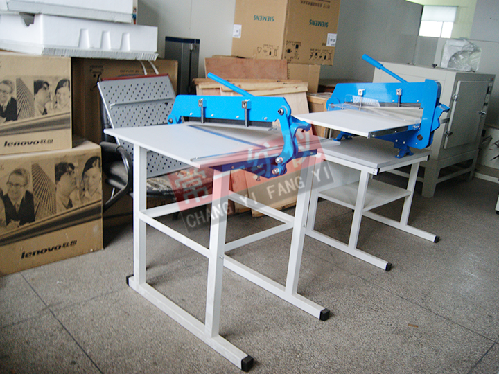 ZO-50J花邊樣品裁切機(jī)（簡易型）