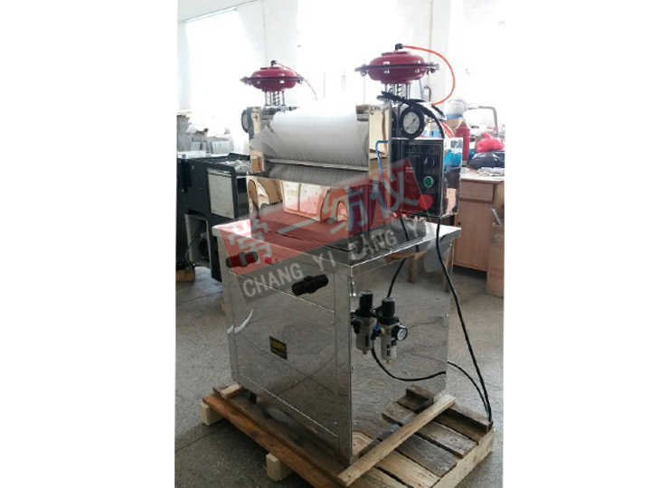 P-AO氣動立式小軋車